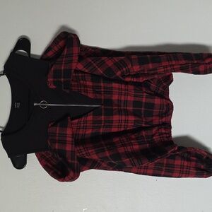 SHEIN Red and Black Plaid Long Sleeve Top